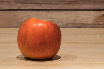 Pink Lady apple variety photograph